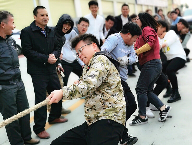 年(nian)會(hui)拔河比(bi)賽